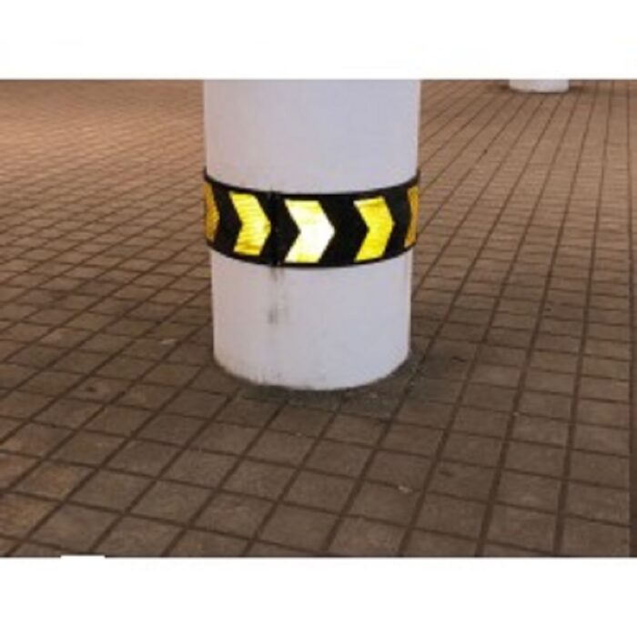 ROUND PILLAR GUARD 1000X200X8MM WITH YELLOW REFLECTIVE ARROW